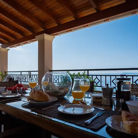 Aetos Kaminaki Nissaki Nisaki (Corfu)