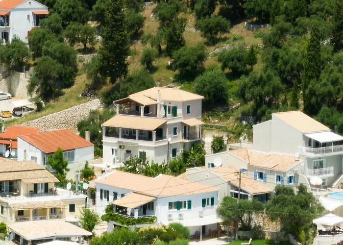 Aetos Kaminaki Nissaki Villa *