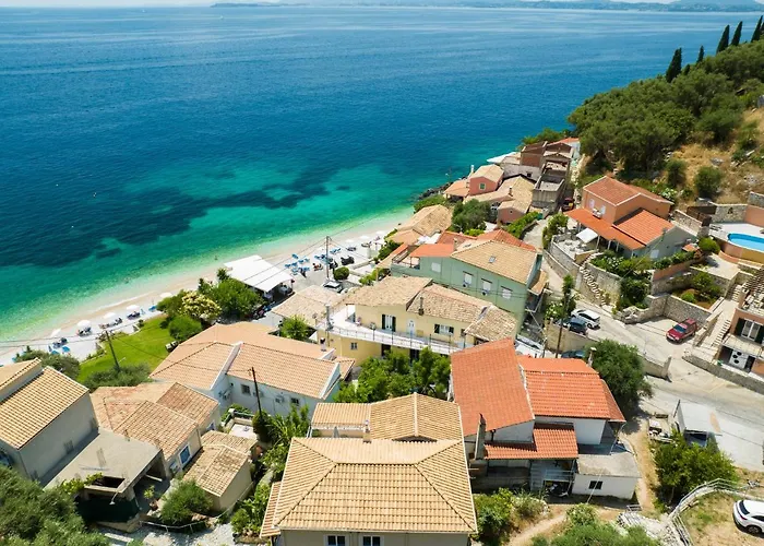 Aetos Kaminaki Nissaki * Nisaki (Corfu)